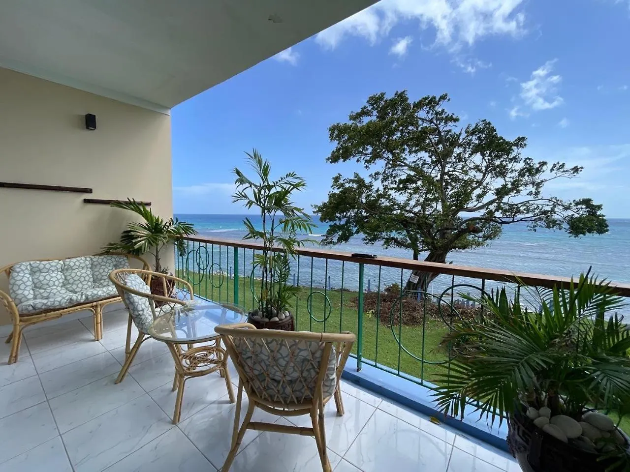 Seaside Serenity Apartment Ocho Rios